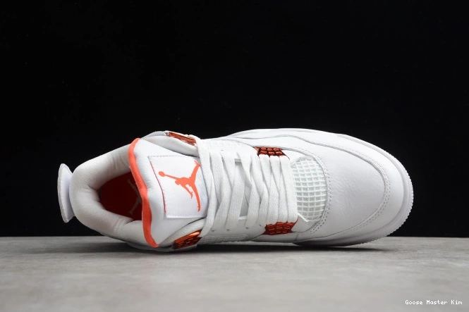 Air OrangeCT8527-118 4 Team Jordan 0615